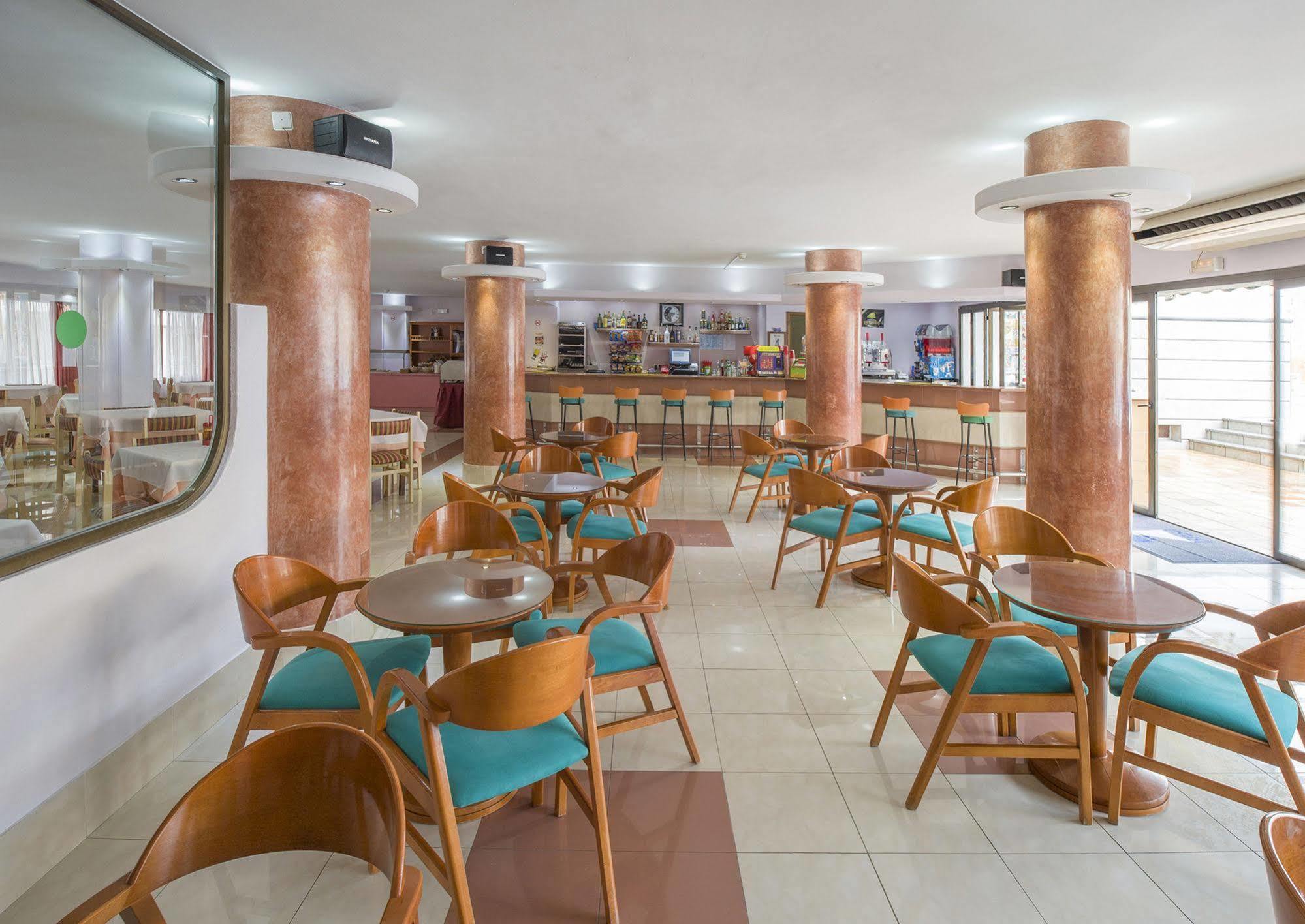 Hotel Brisa - Adults Only San Antonio  Exterior foto